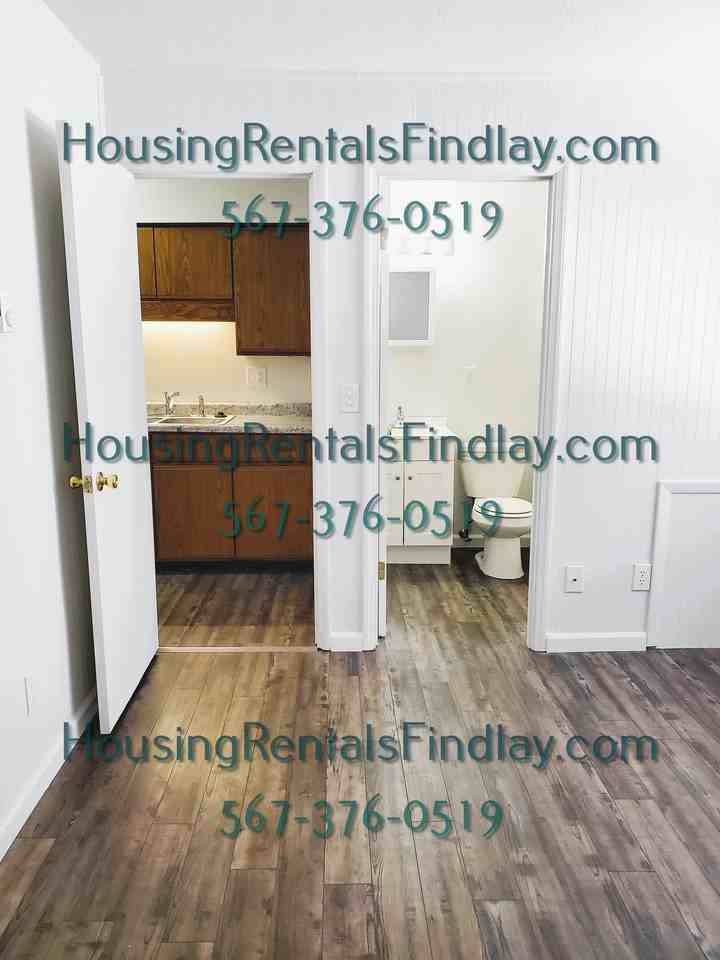 819 N Cory St #7 - Photo 6 of 9