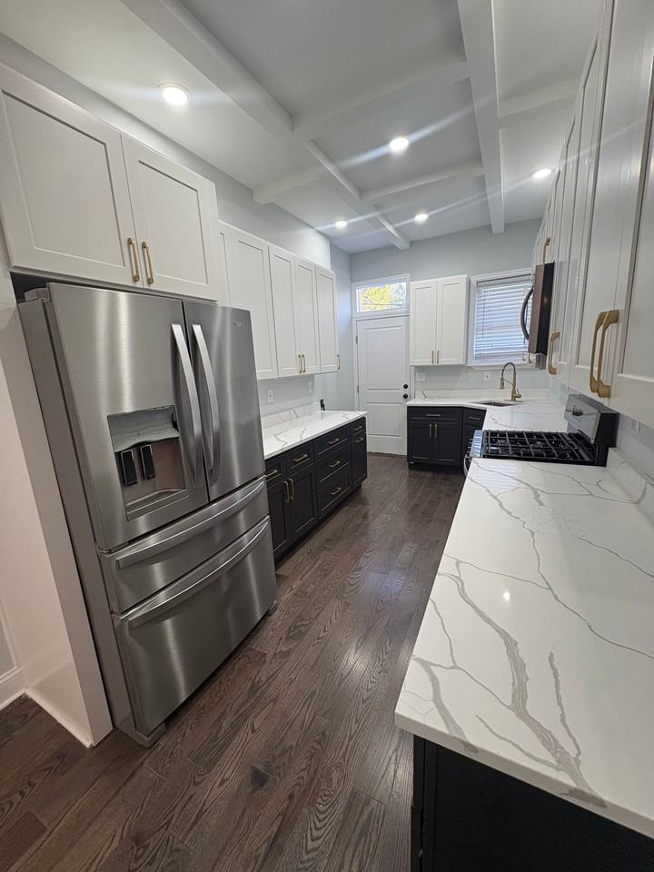 1145 Myrtle Ave - Photo 5 of 20