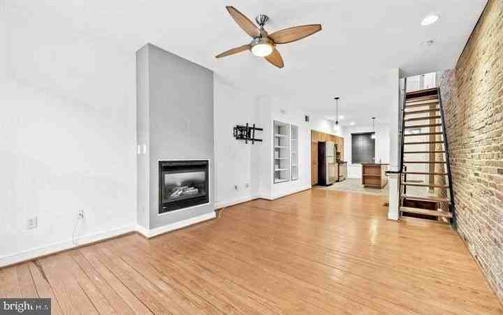 19 S Curley St - Photo 6 of 34