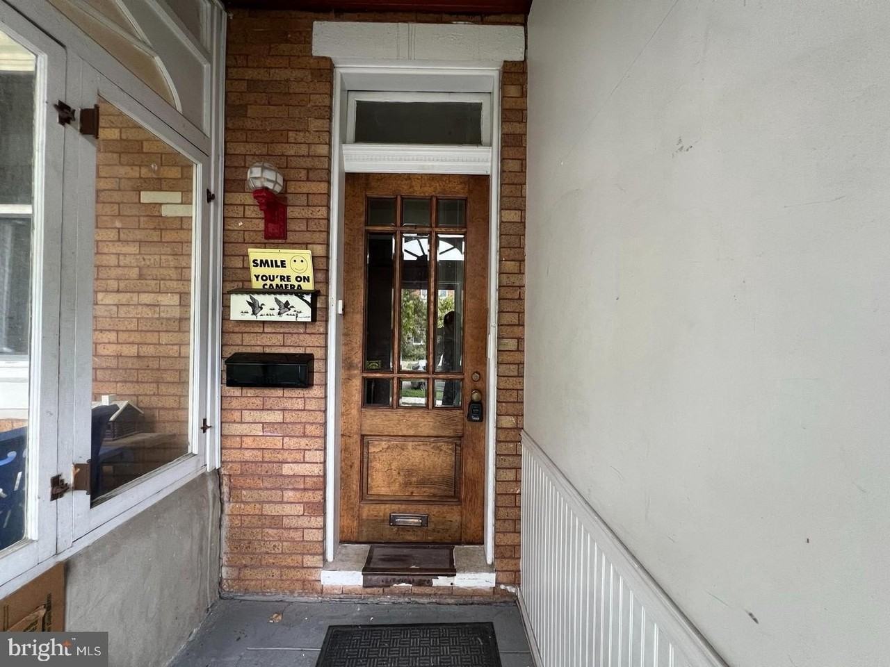 1333 W 40th St - Photo 2 of 14