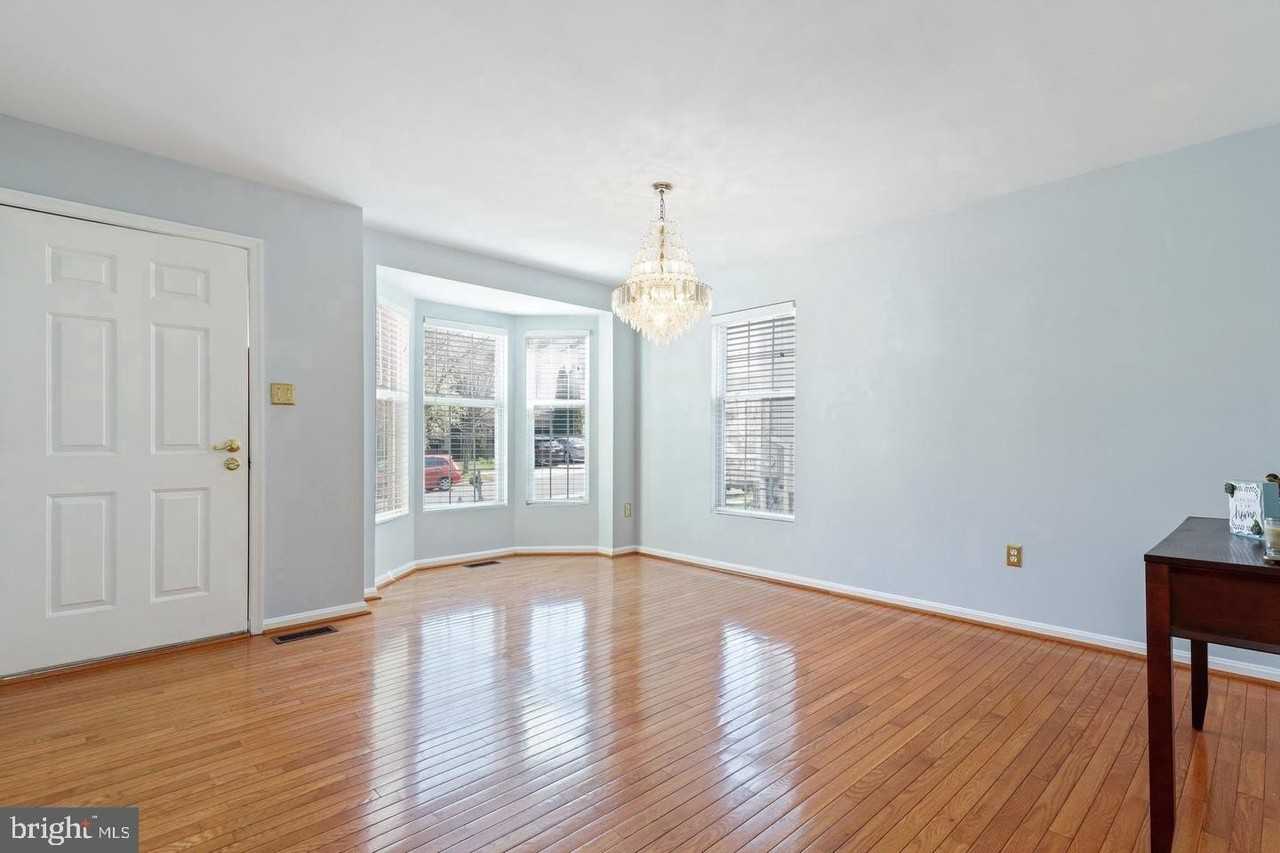 11420 Tulip Poplar Ter - Photo 4 of 41