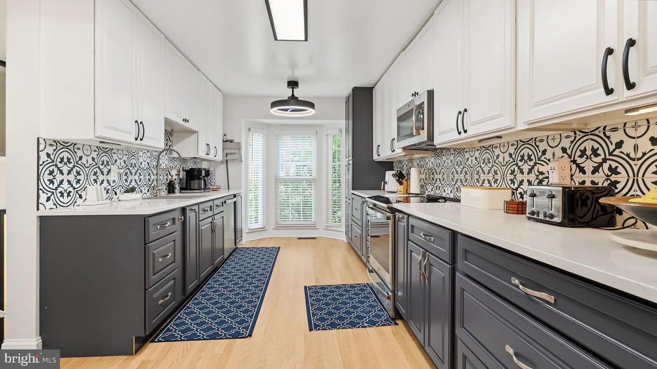 13407 Silver Moon Way - Photo 3 of 50