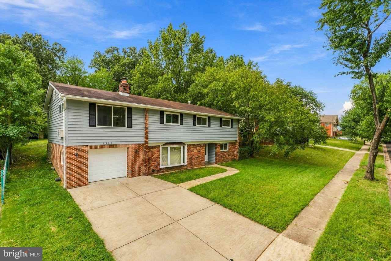 9317 Woodberry St - Photo 3 of 40