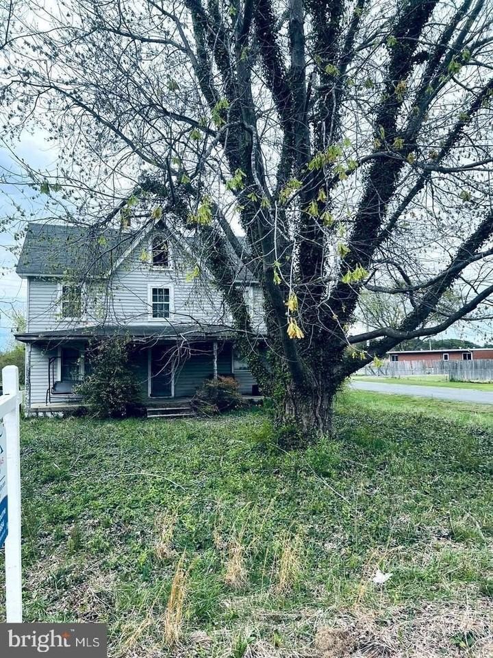 3809 Main St - Photo 4 of 12