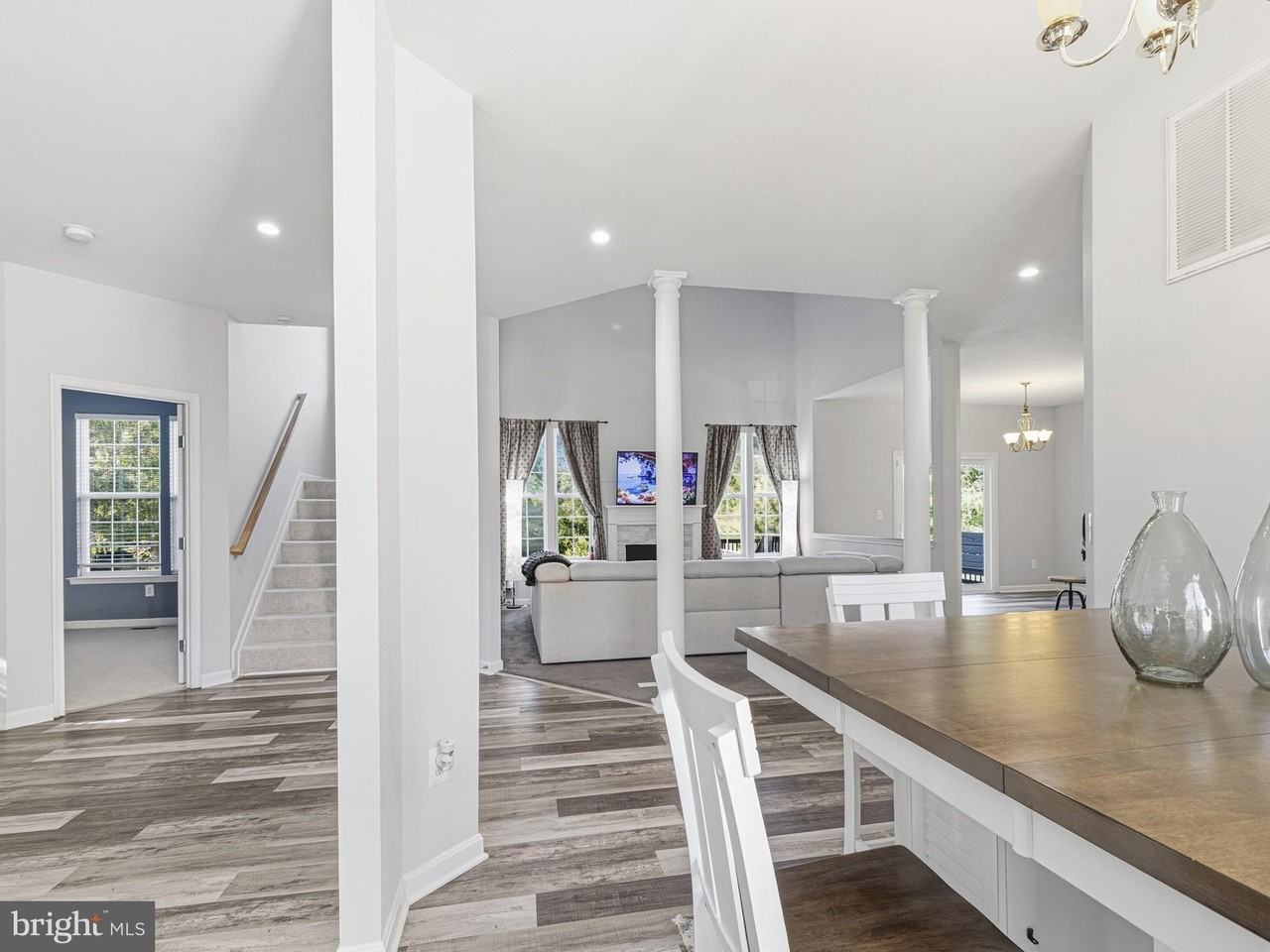 45370 Barefoot Dr - Photo 2 of 50