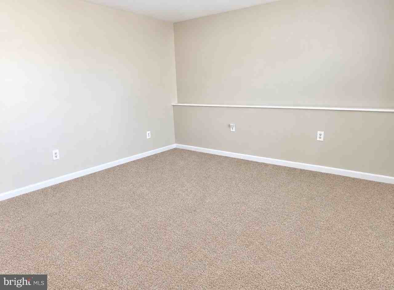 126 Knollwood Dr - Photo 4 of 9