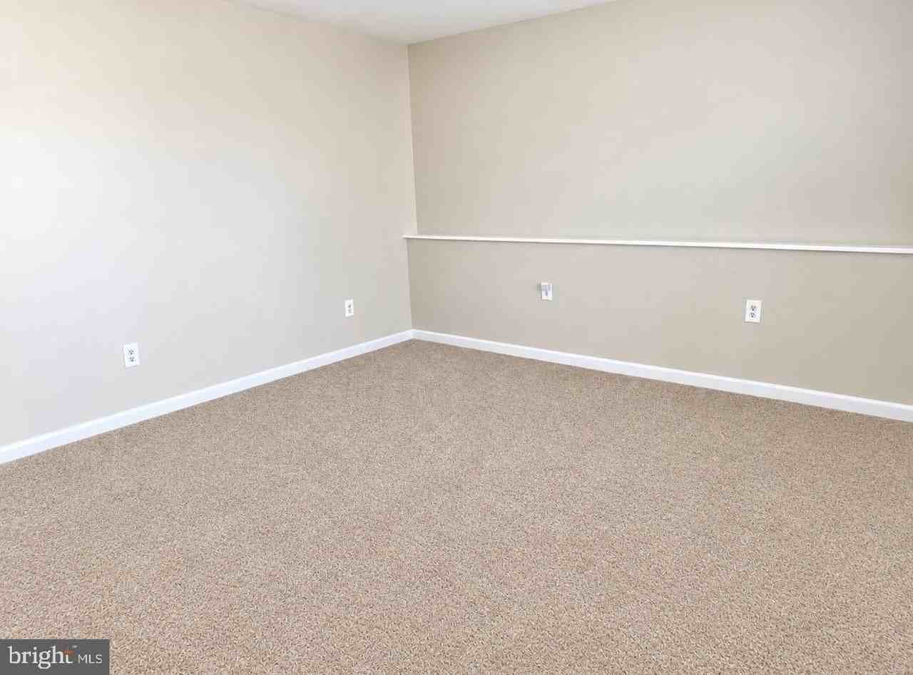 126 Knollwood Dr - Photo 5 of 9