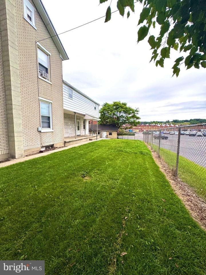 65 Pottsville St - Photo 2 of 15