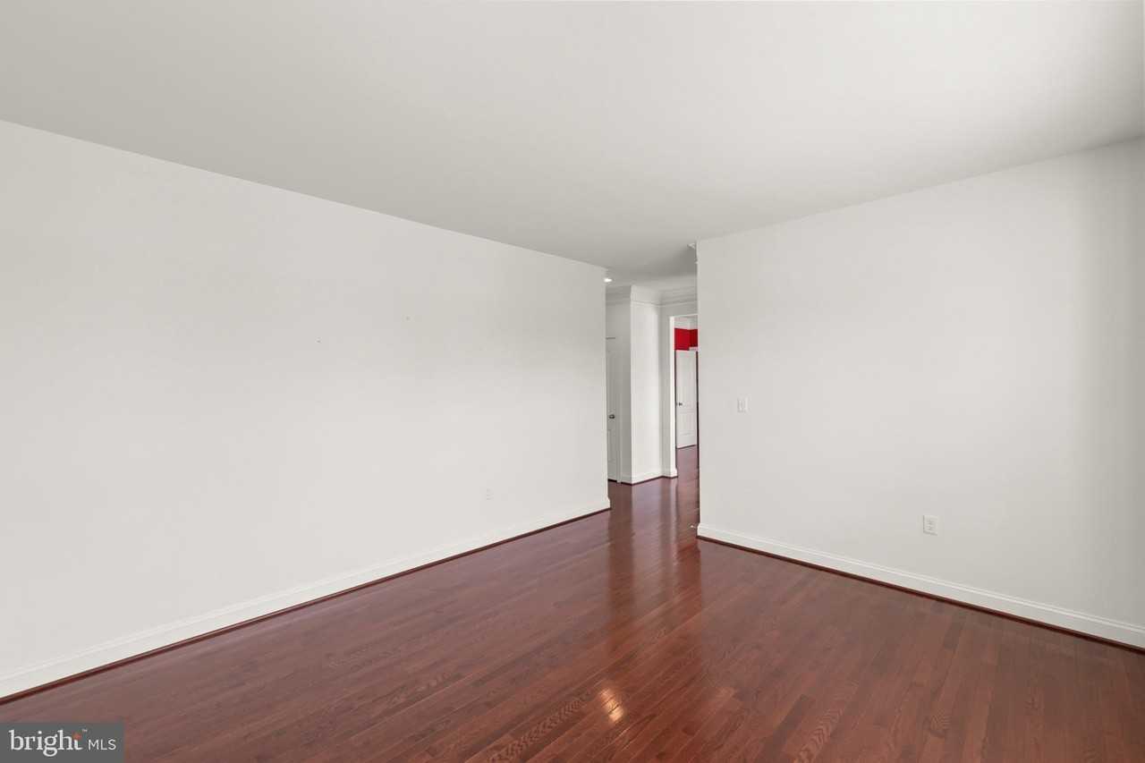 209 Bridgewater Dr - Photo 6 of 41