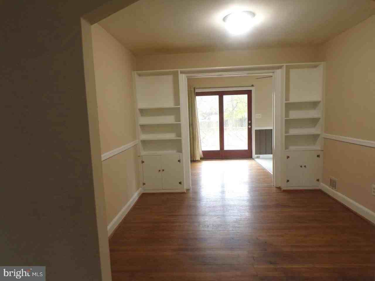 2853 Fairmont St - Photo 6 of 50