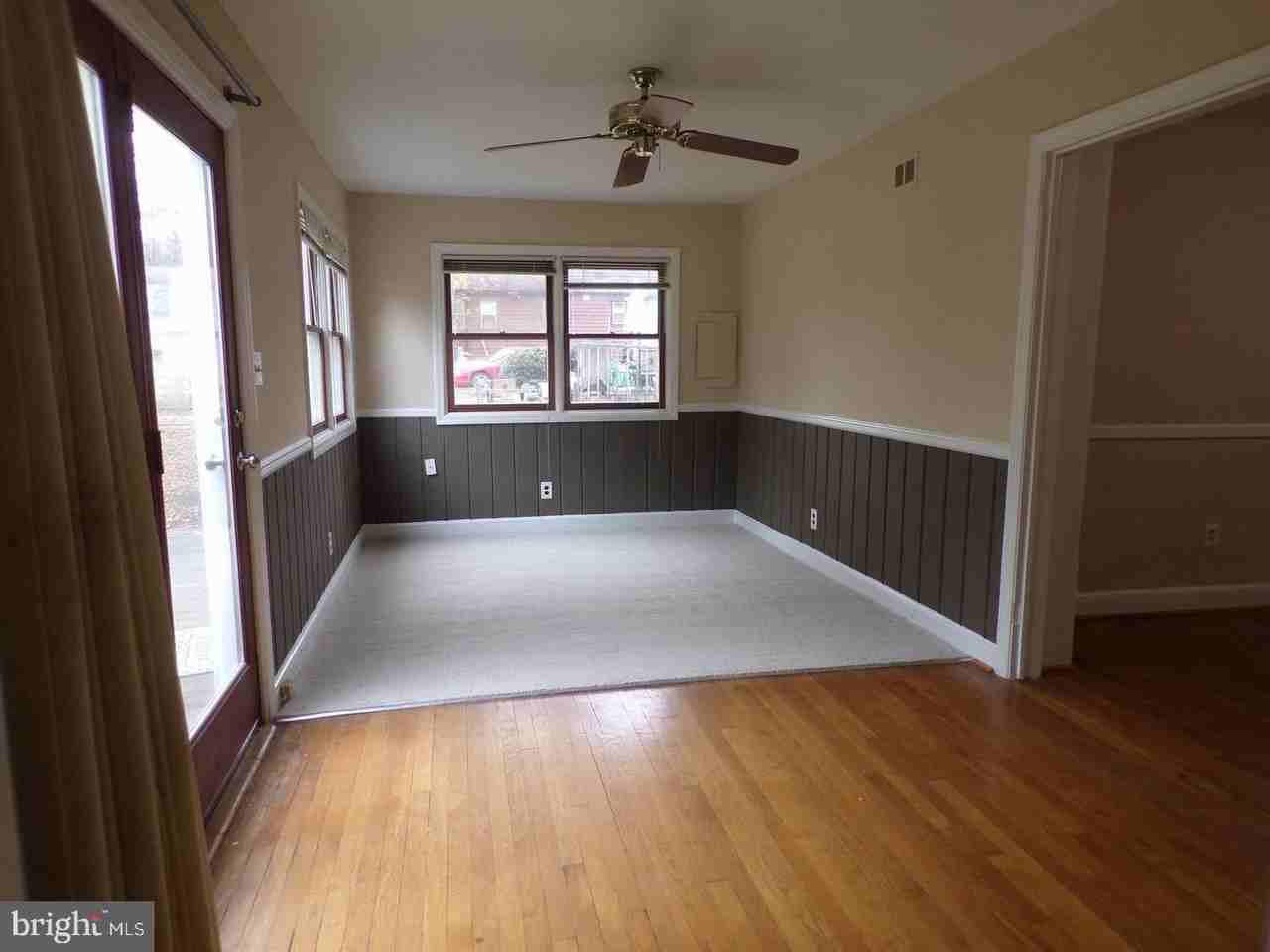 2853 Fairmont St - Photo 7 of 50