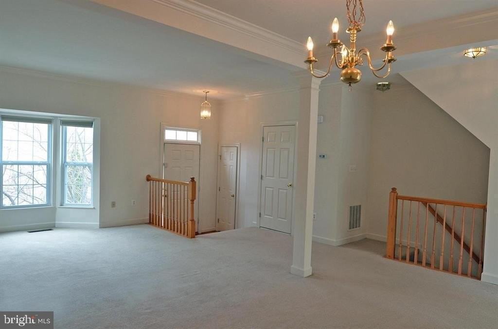 14243 Glade Spring Dr - Photo 4 of 21