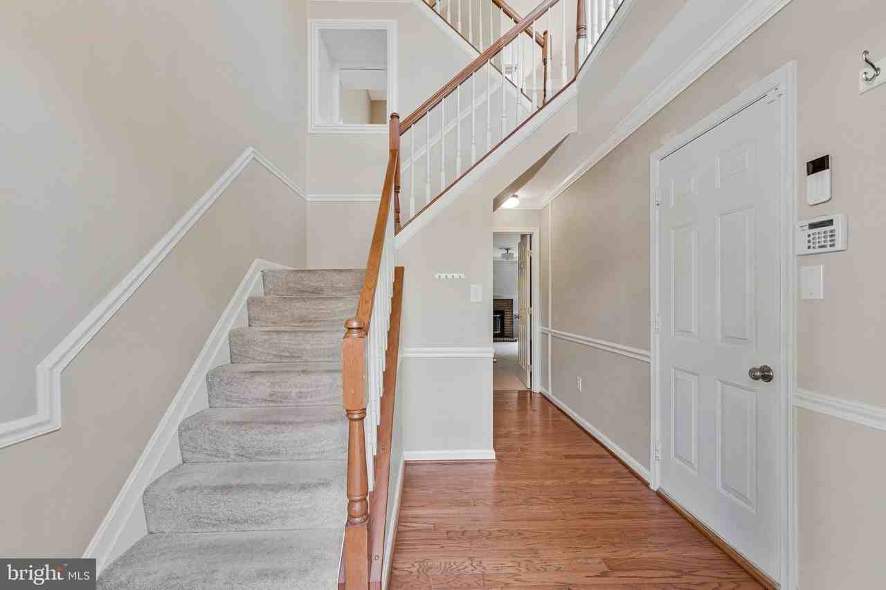 45514 Baggett Ter - Photo 4 of 38