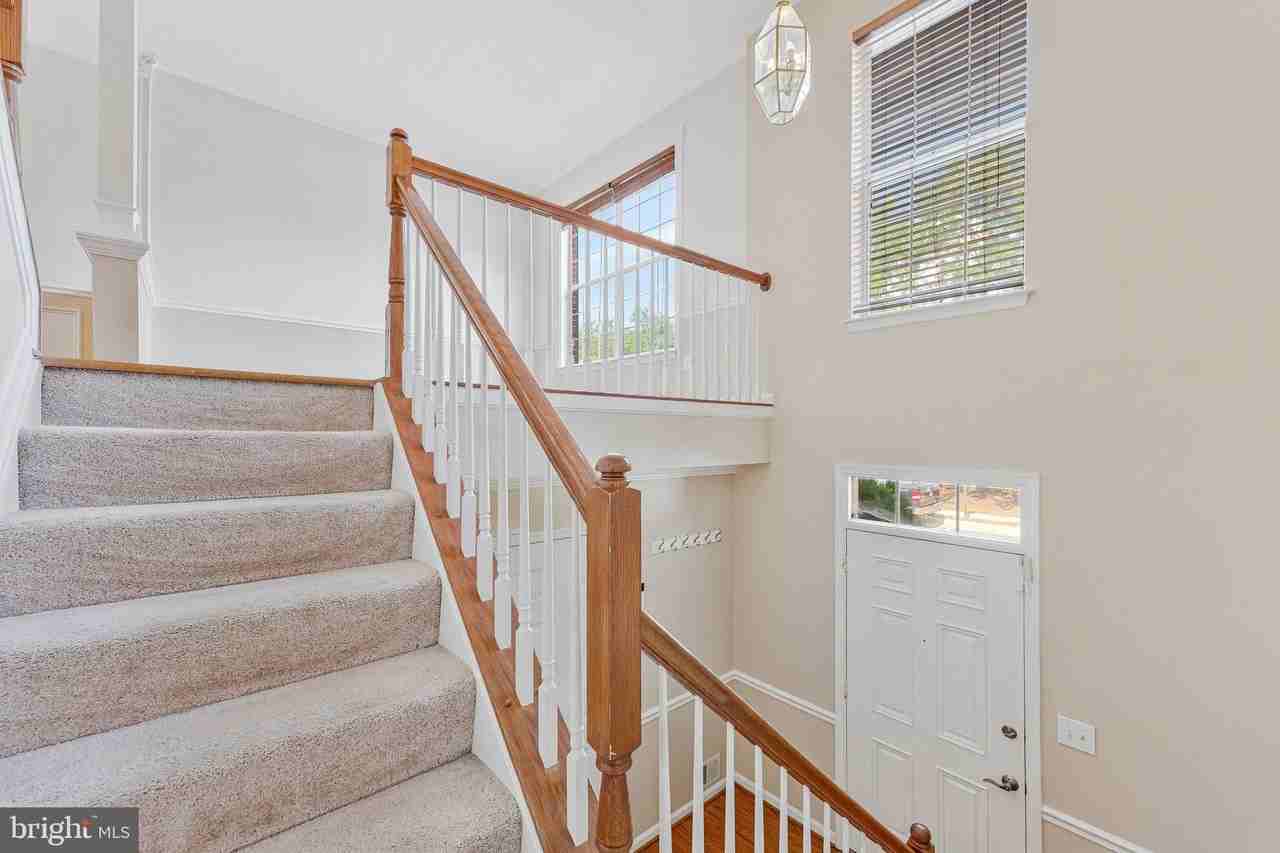 45514 Baggett Ter - Photo 5 of 38