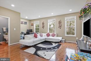 25097 Croxley Green Sq - Photo 1 of 1
