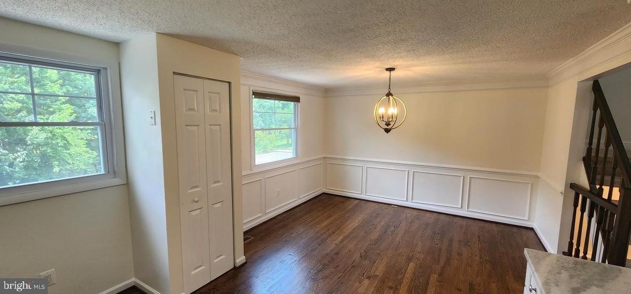13592 Bentley Cir - Photo 7 of 16