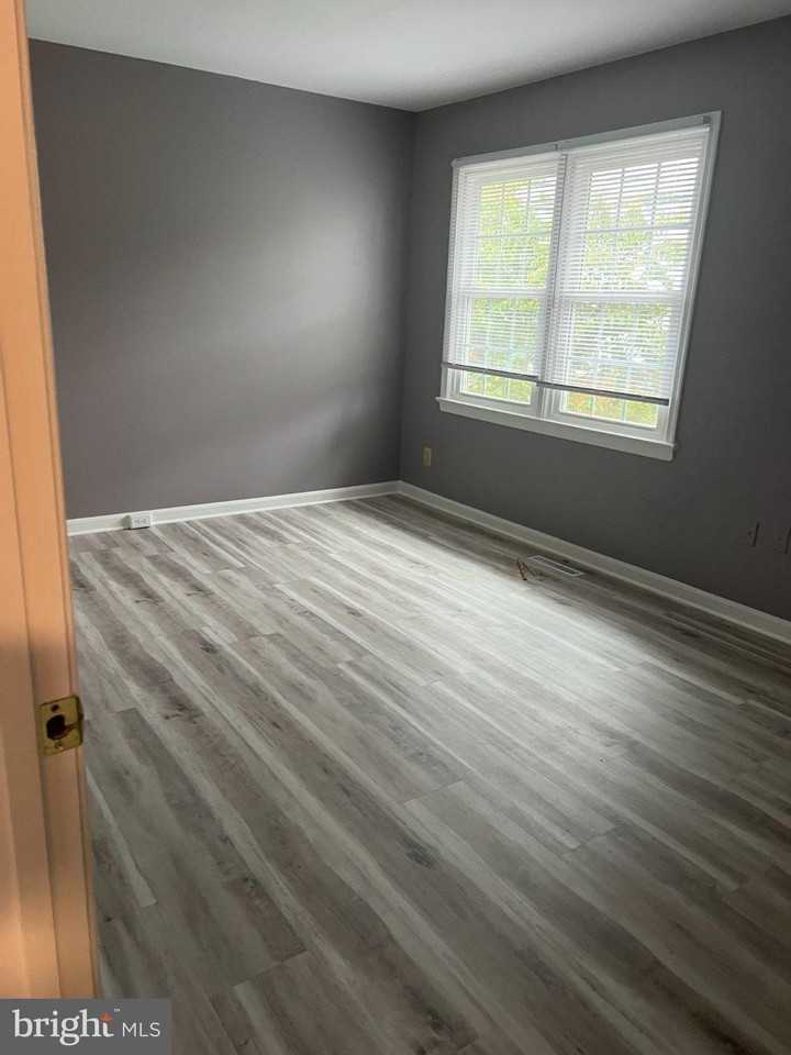 7 Pear Tree Ln - Photo 6 of 18