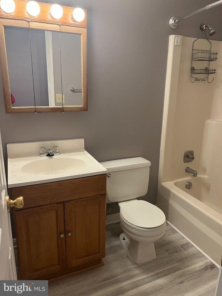 7 Pear Tree Ln - Photo 7 of 18