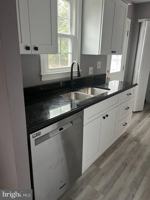 featured image of 7 Pear Tree Ln