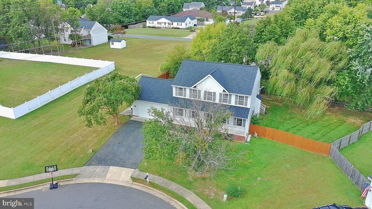 34 Ashcroft Dr - Photo 2 of 49
