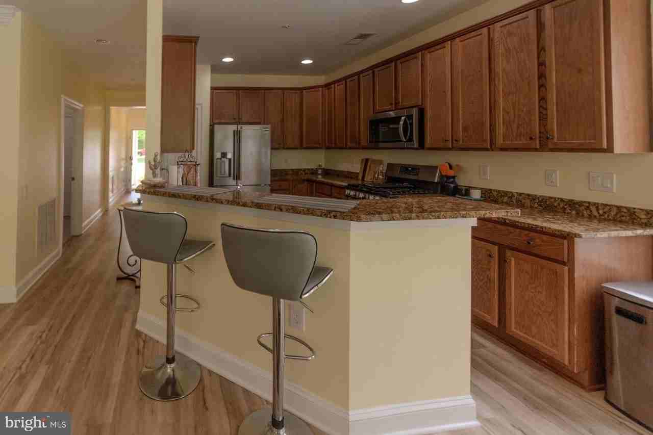 57 Denison St - Photo 6 of 16