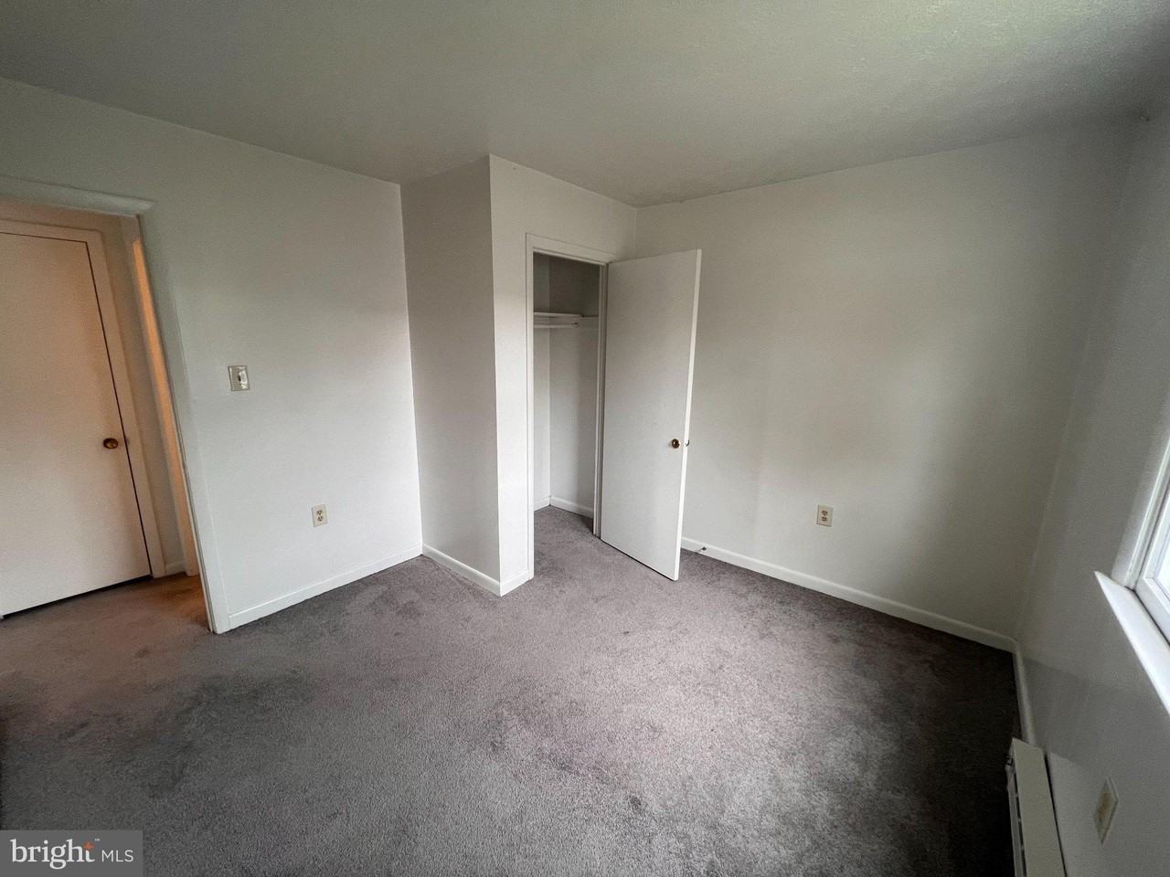 2332 Wilson Blvd #1 - Photo 5 of 5