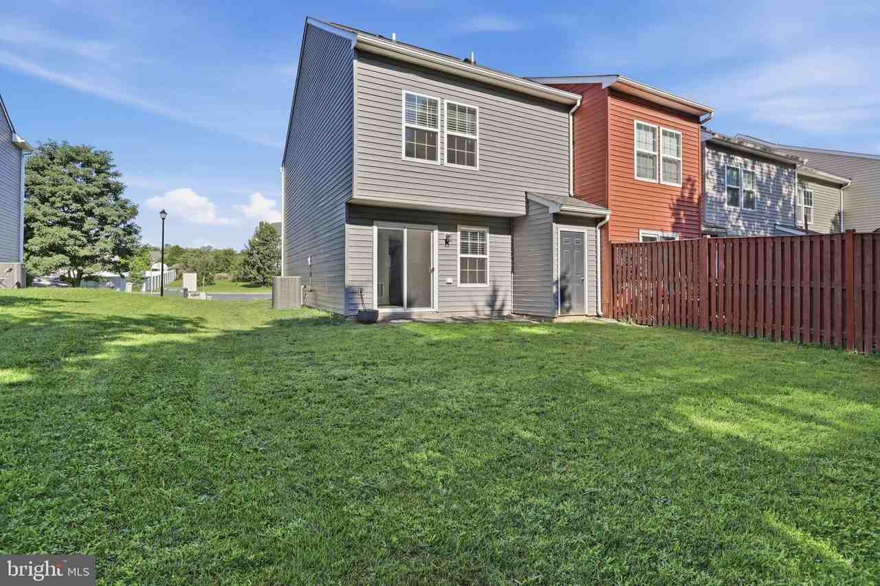 65 Darien Dr - Photo 6 of 28