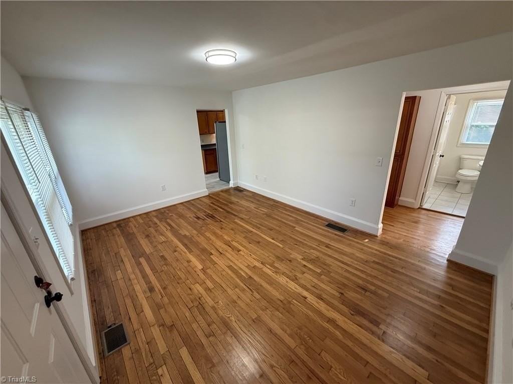 2900 S Main St - Photo 2 of 13