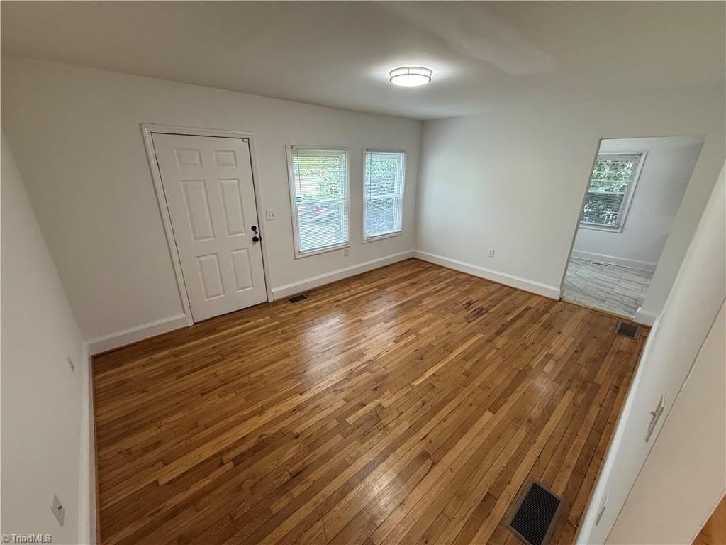 2900 S Main St - Photo 3 of 13