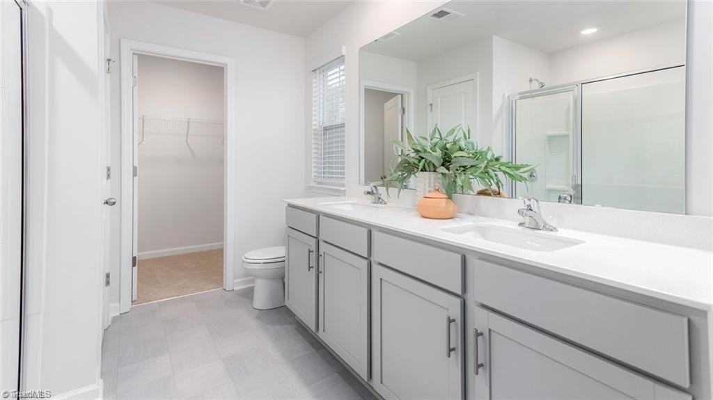 1388 Amberview Ln - Photo 5 of 11