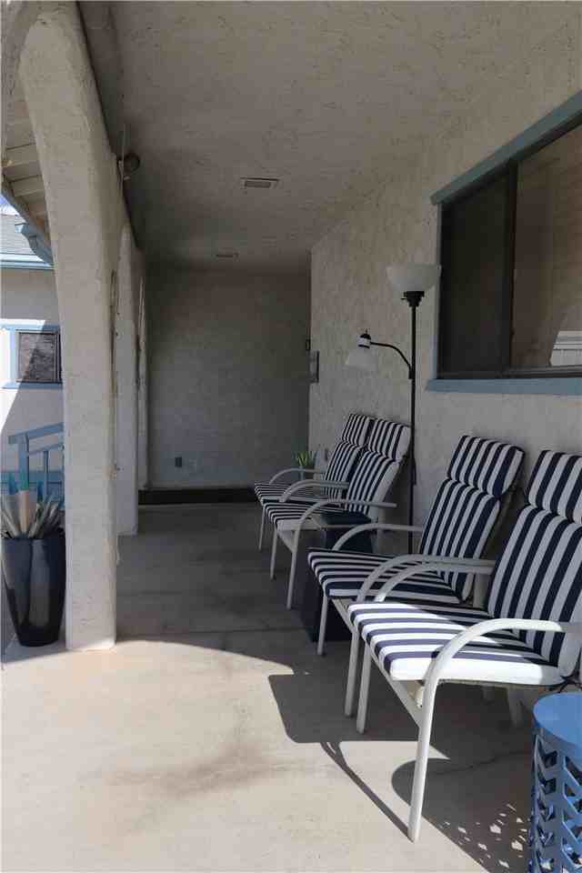 1243 Paseo Del Mar - Photo 4 of 31