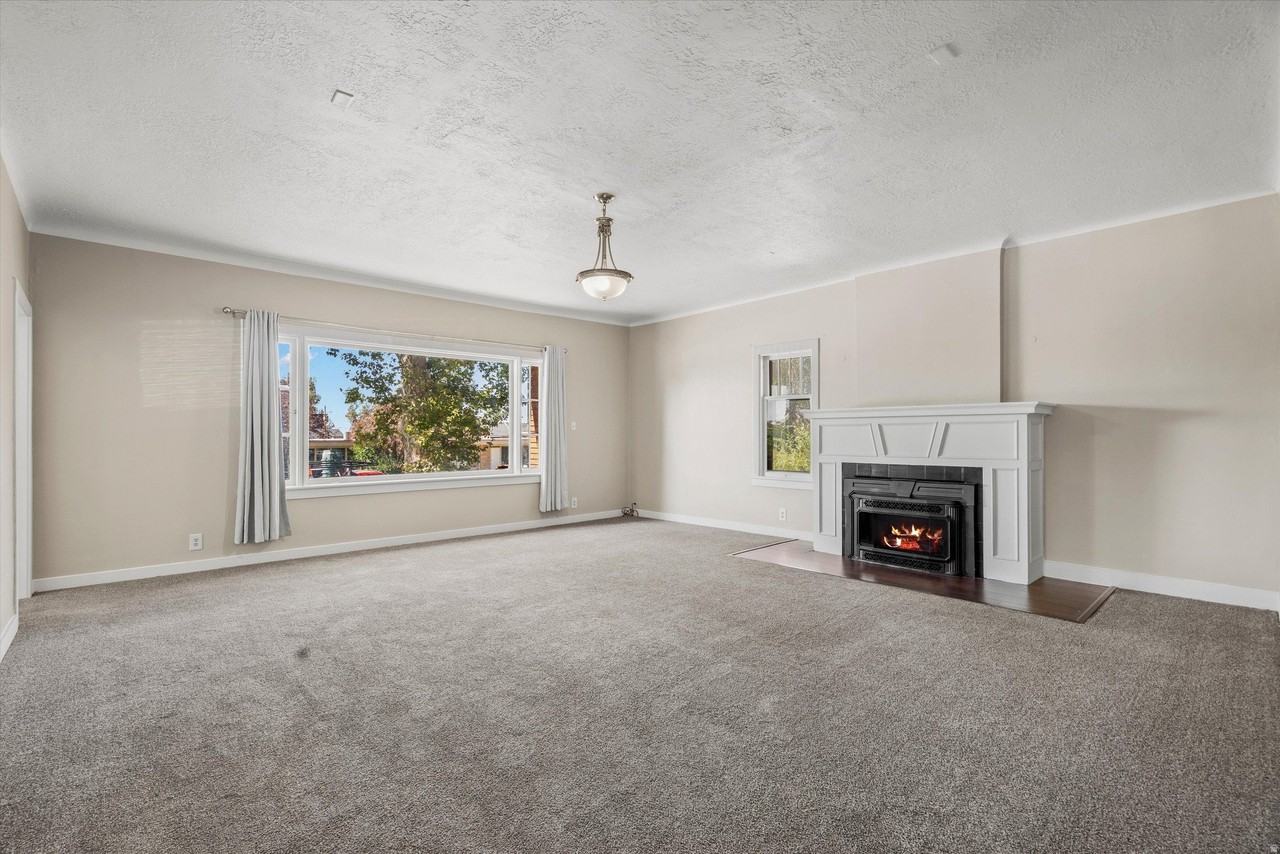 2780 Madison Ave - Photo 5 of 26