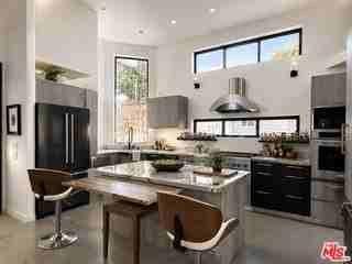 7443 Midfield Ave - Photo 6 of 8