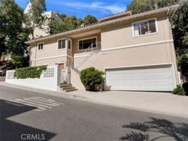 featured image of 2932 Ledgewood Dr