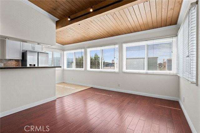 648 Loma Dr - Photo 4 of 8