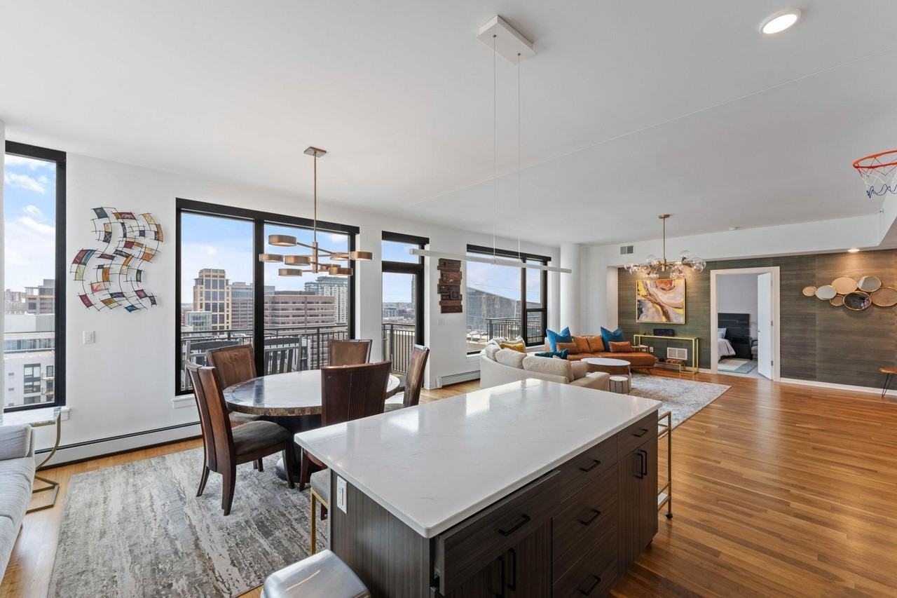 740 Portland Ave #1517 - Photo 4 of 48