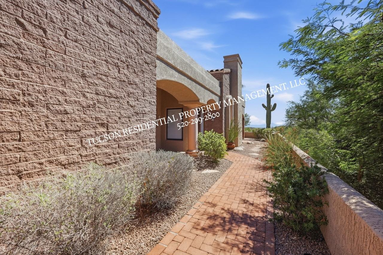 7300 E Calle Alba Serena #1 - Photo 6 of 50
