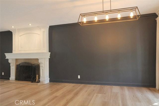 423 S Westridge Cir - Photo 3 of 8