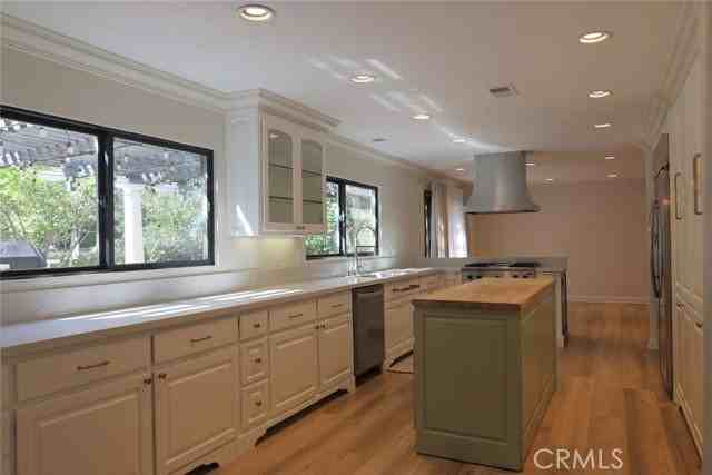 423 S Westridge Cir - Photo 5 of 8