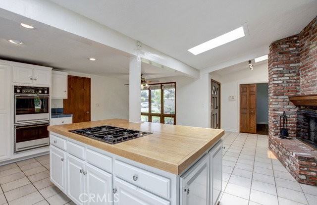 312 Princeton Dr - Photo 4 of 6