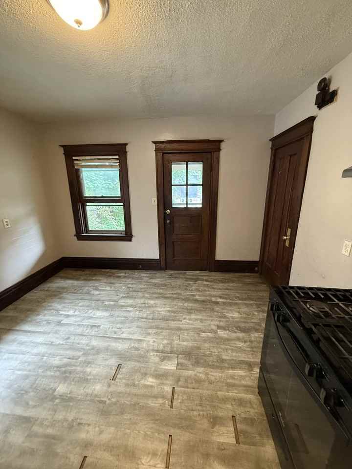 65 Colvin St #65 - Photo 6 of 24