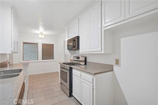7335 Donna Ave - Photo 4 of 8