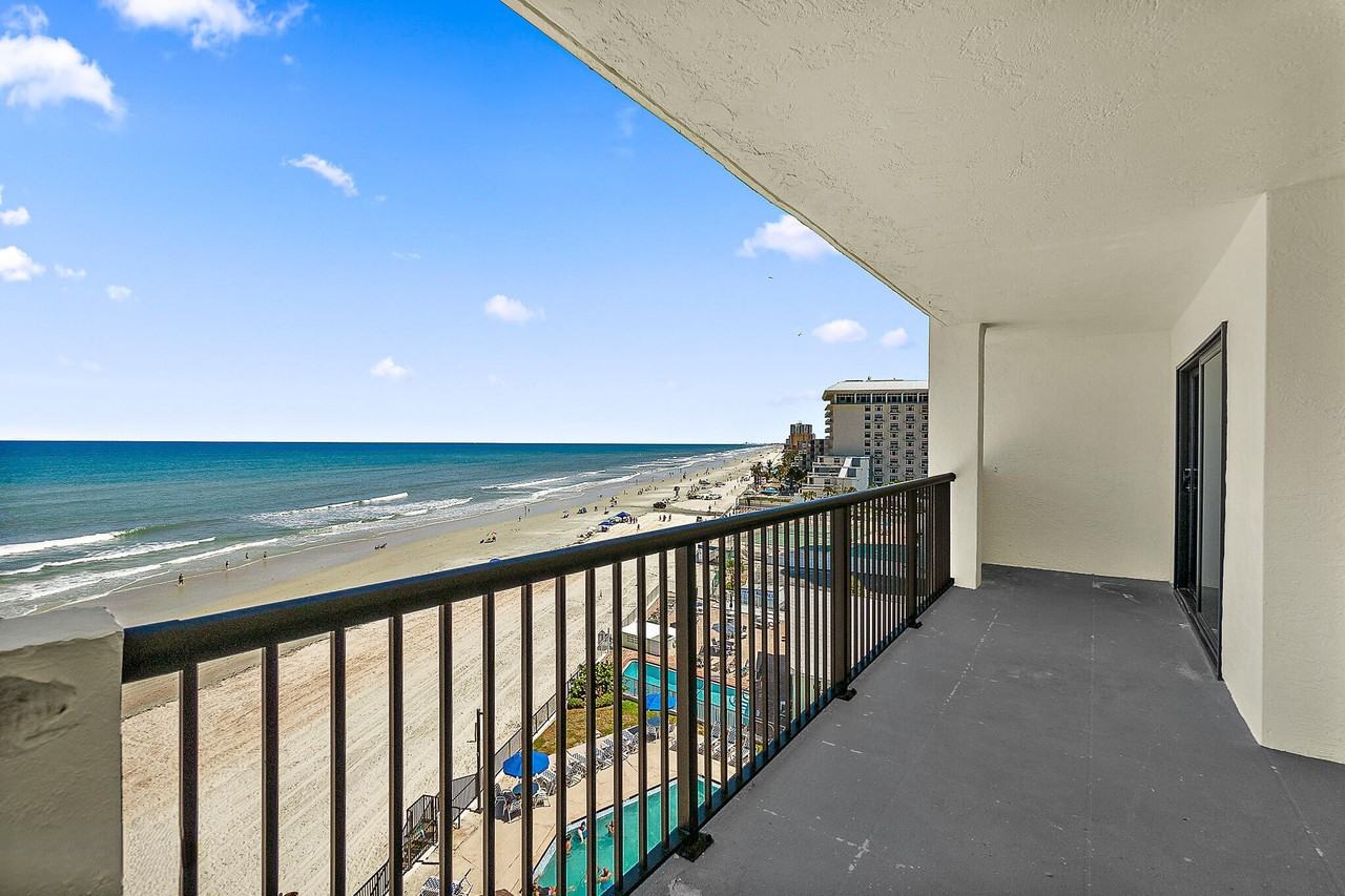 2615 S Atlantic Ave #1 - Photo 4 of 32