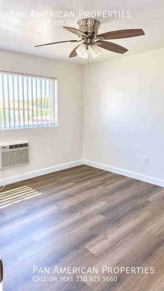 4406 Menlo Ave - Photo 3 of 6