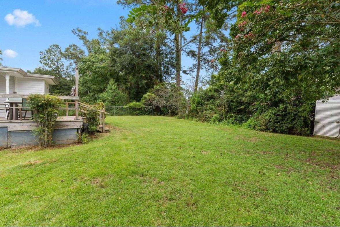 530 S Bellamy Dr - Photo 3 of 30