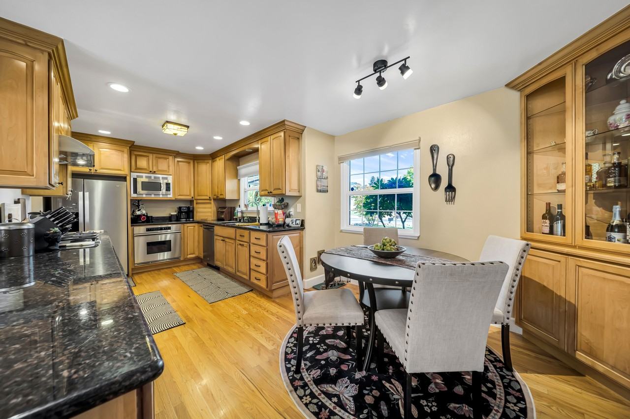 601 Cherry Ct #1 - Photo 4 of 35