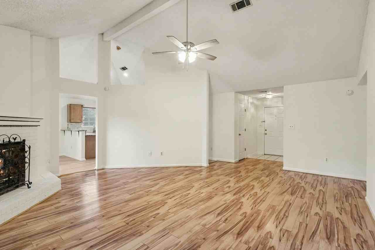 6349 Breckenridge Run - Photo 6 of 30