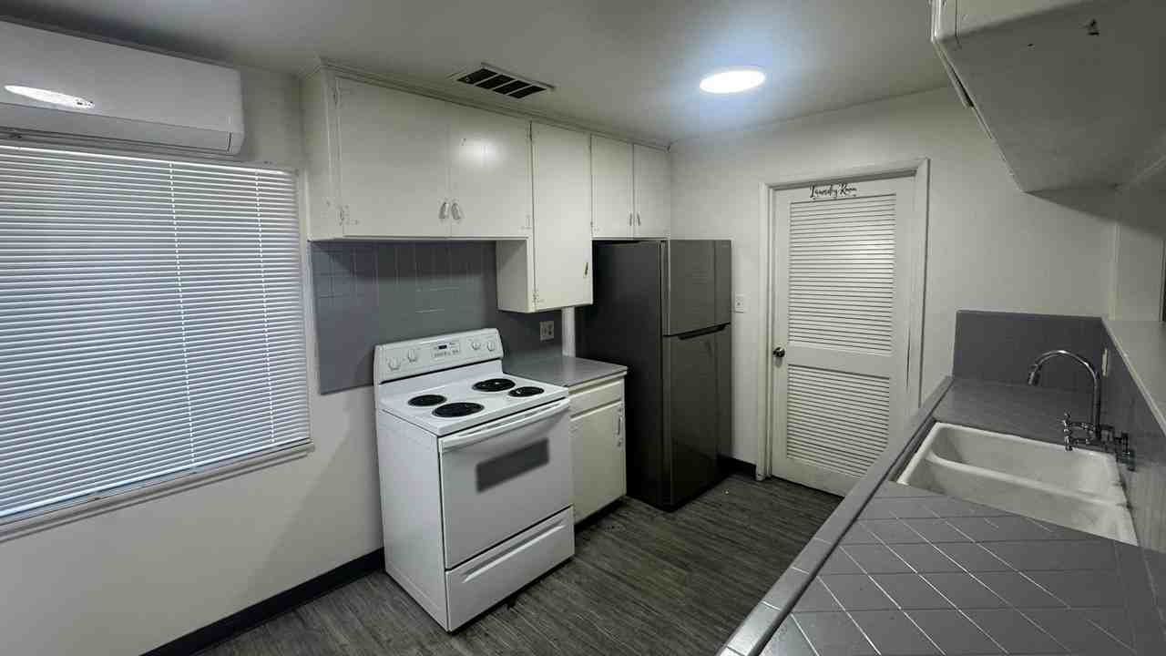3465 Mayfair Drive South, Unit 2 - Photo 3 of 13