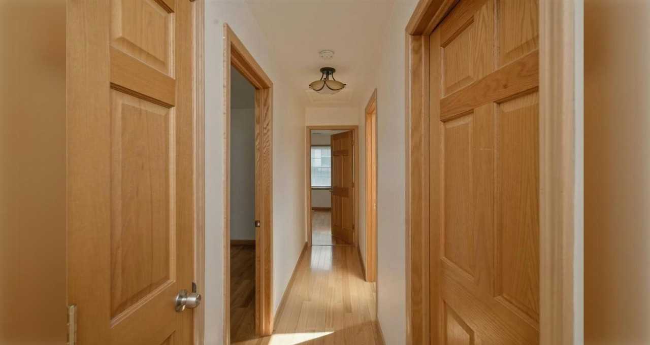 1671 Grosvenor Circle, Unit C - Photo 7 of 12