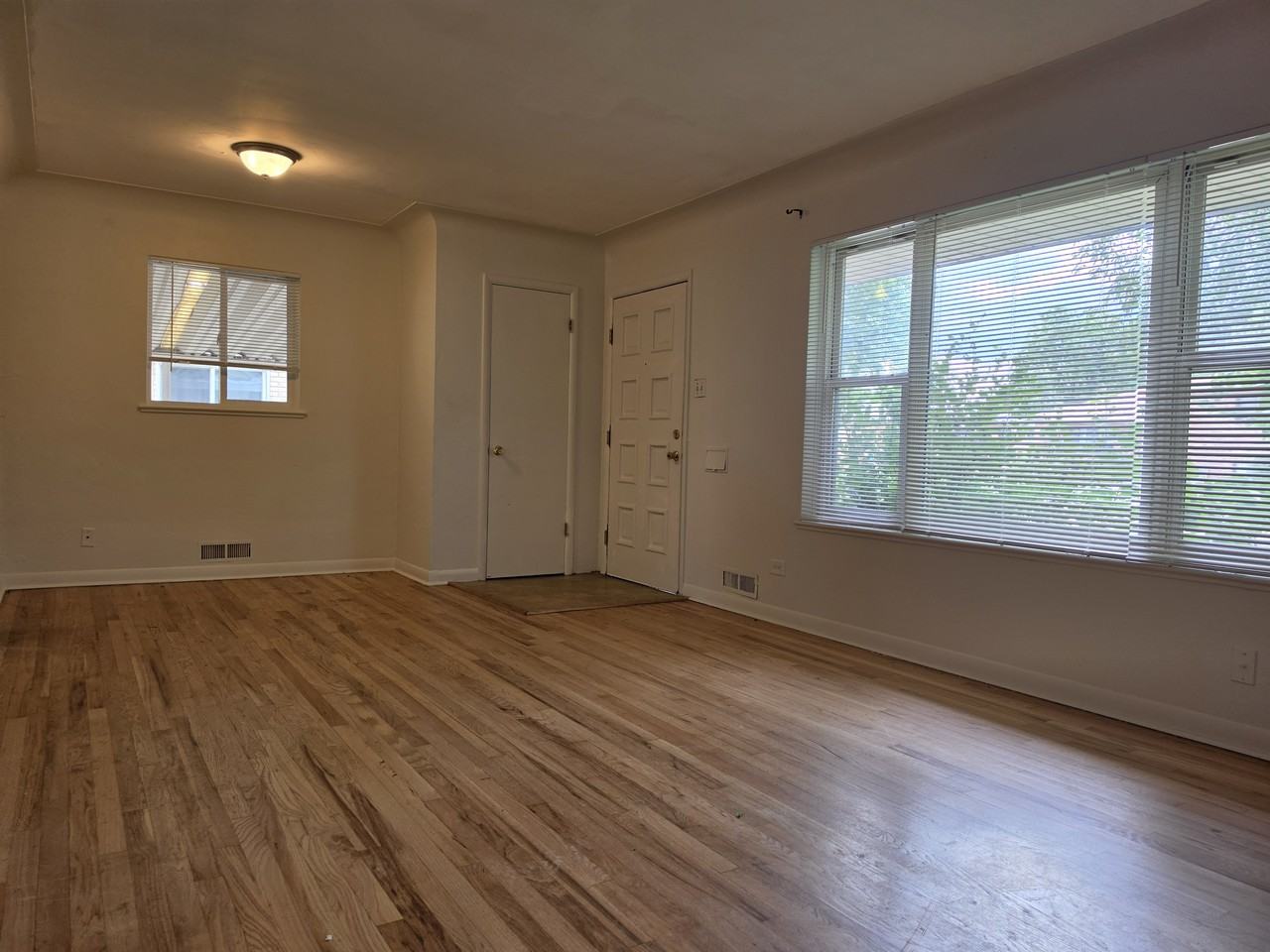 1658 S Winona Ct #1 - Photo 3 of 28